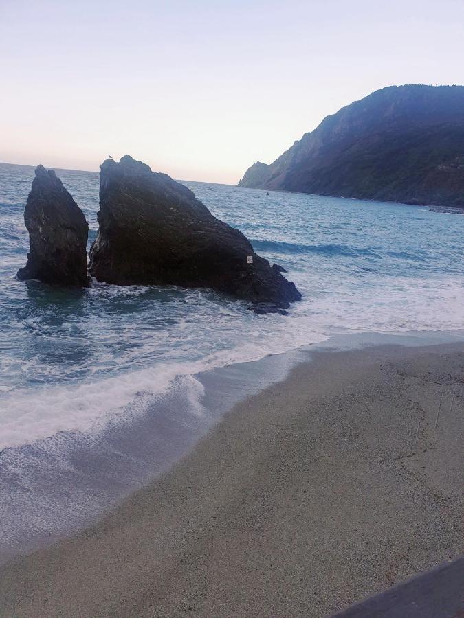 Appartamento Ca' Del Gian La Spezia Exteriör bild
