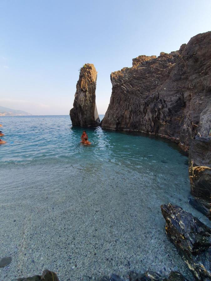 Appartamento Ca' Del Gian La Spezia Exteriör bild